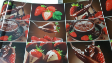 Стеновые панели из АБС-пластика, Кухонный фартук Клубника в шоколаде 2000x600x1.5 мм глянец